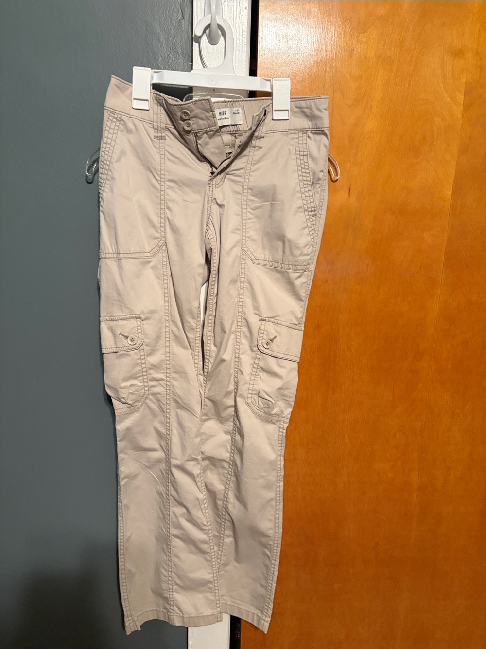 Hollister  Cargo Pants in Light Beige